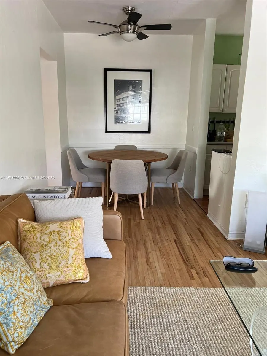 1551 Michigan Ave, #8