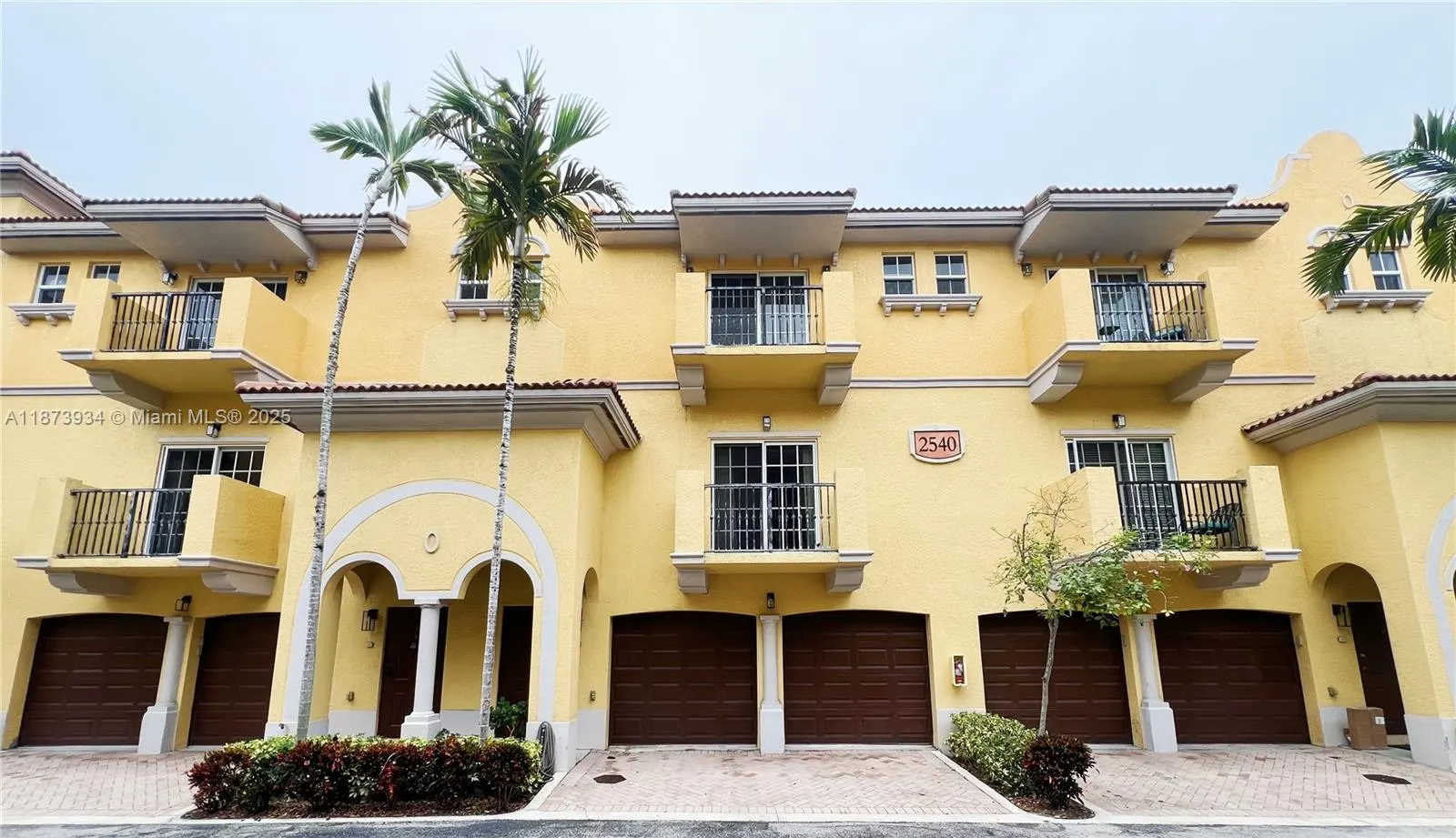 2540 SW 14th Ave, #203