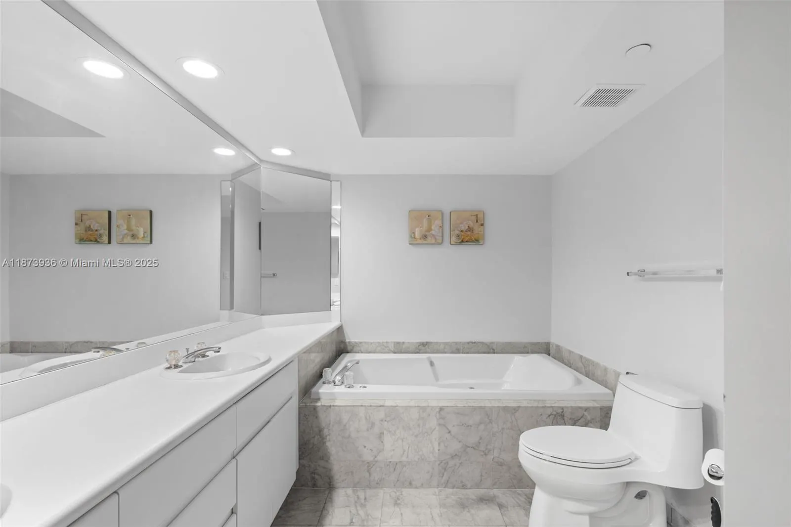 16485 Collins Ave, #1632