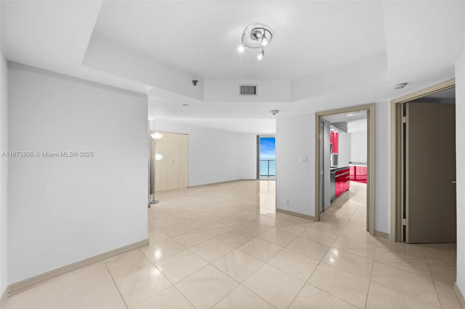 16485 Collins Ave, #1632