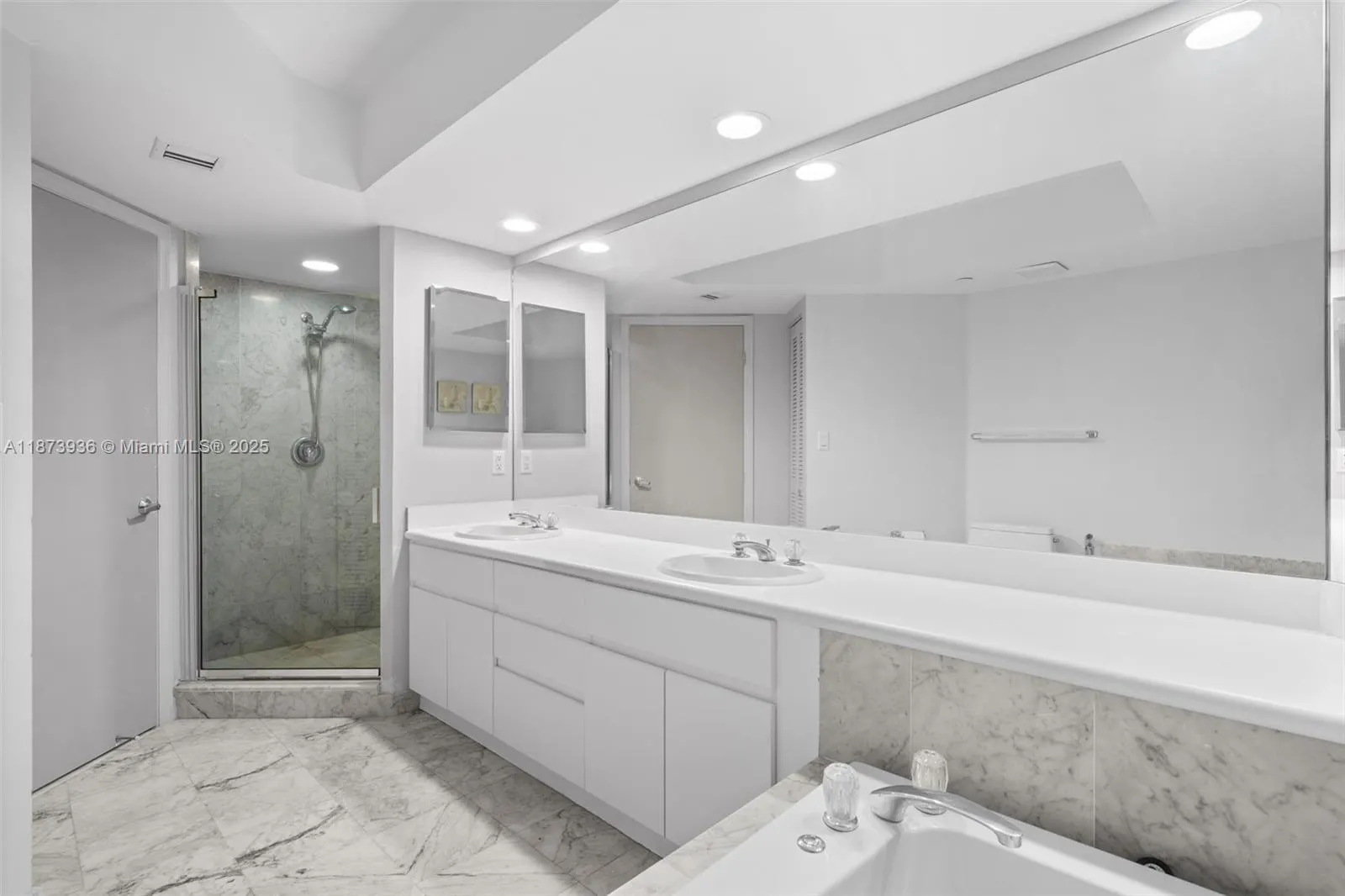 16485 Collins Ave, #1632