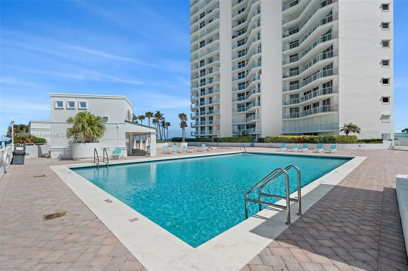 16485 Collins Ave, #1632