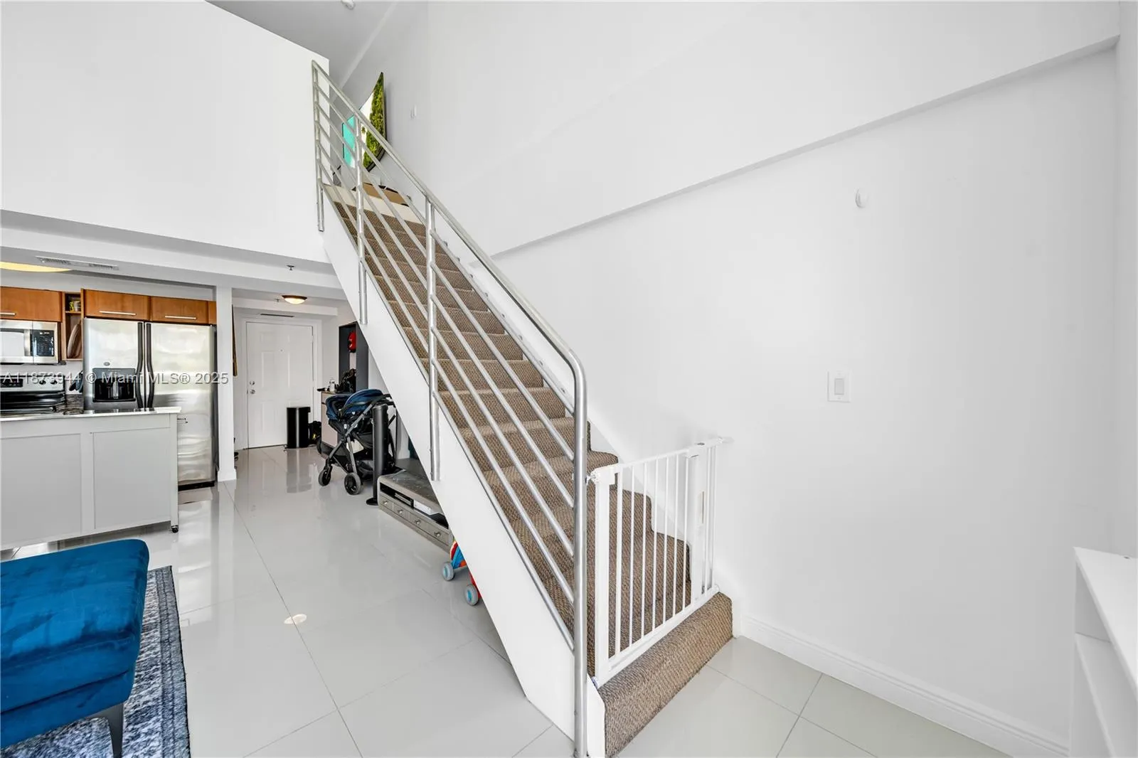 6362 Collins Ave, #506