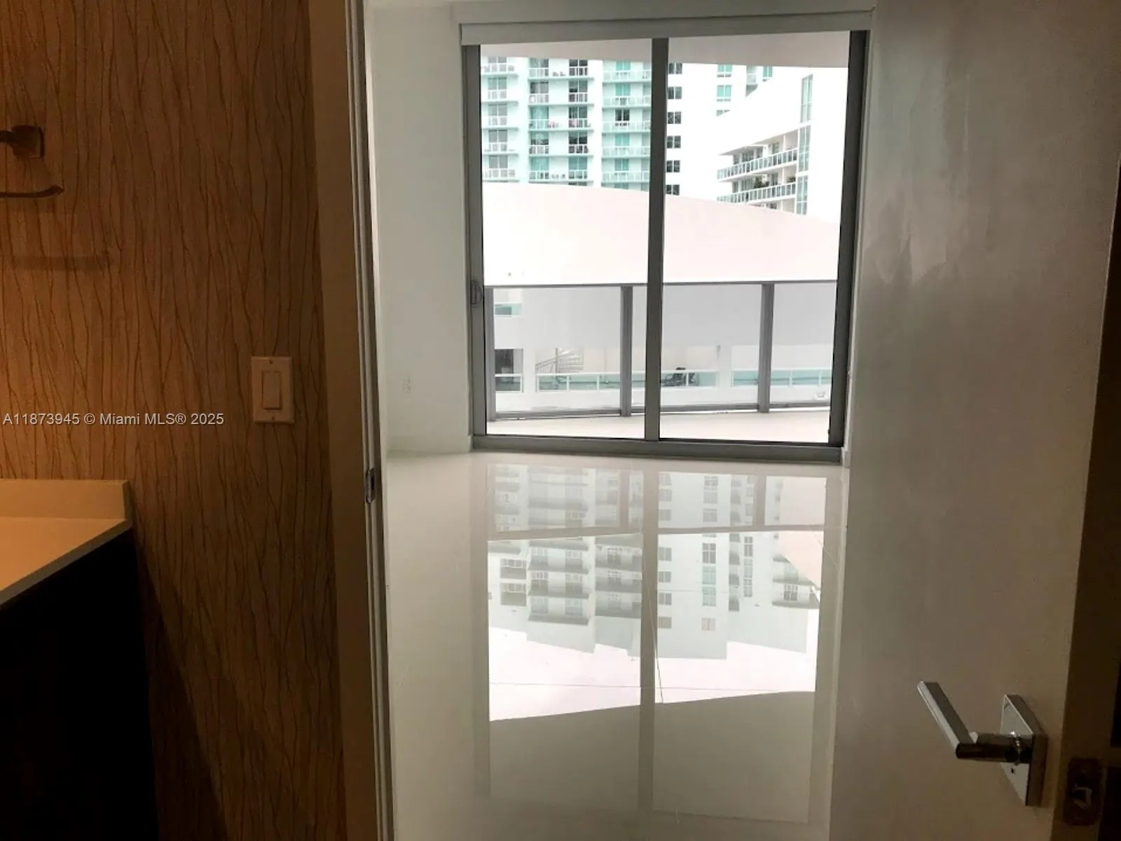 488 NE 18, #3609