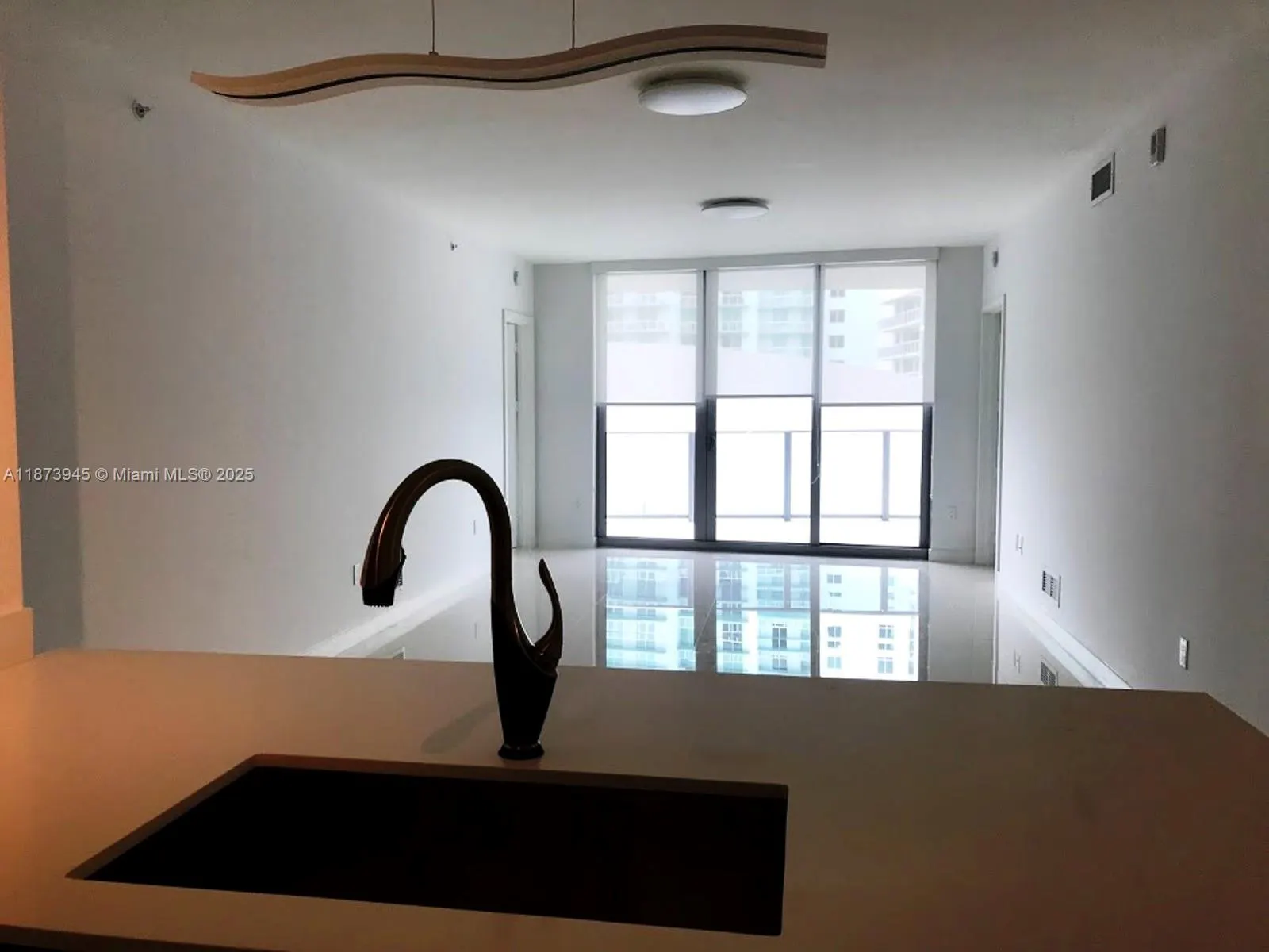 488 NE 18, #3609