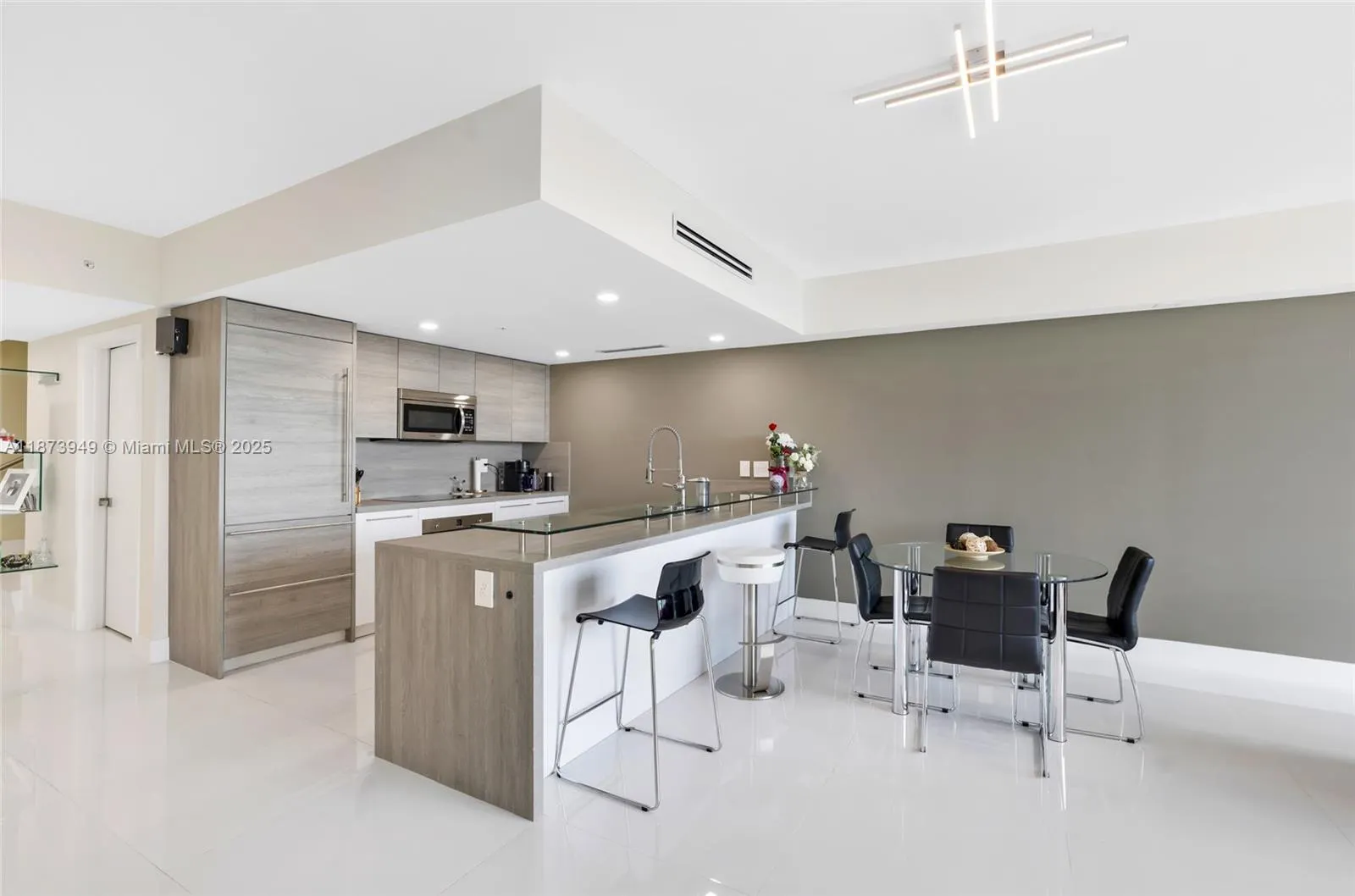 400 Sunny Isles Blvd, #1603