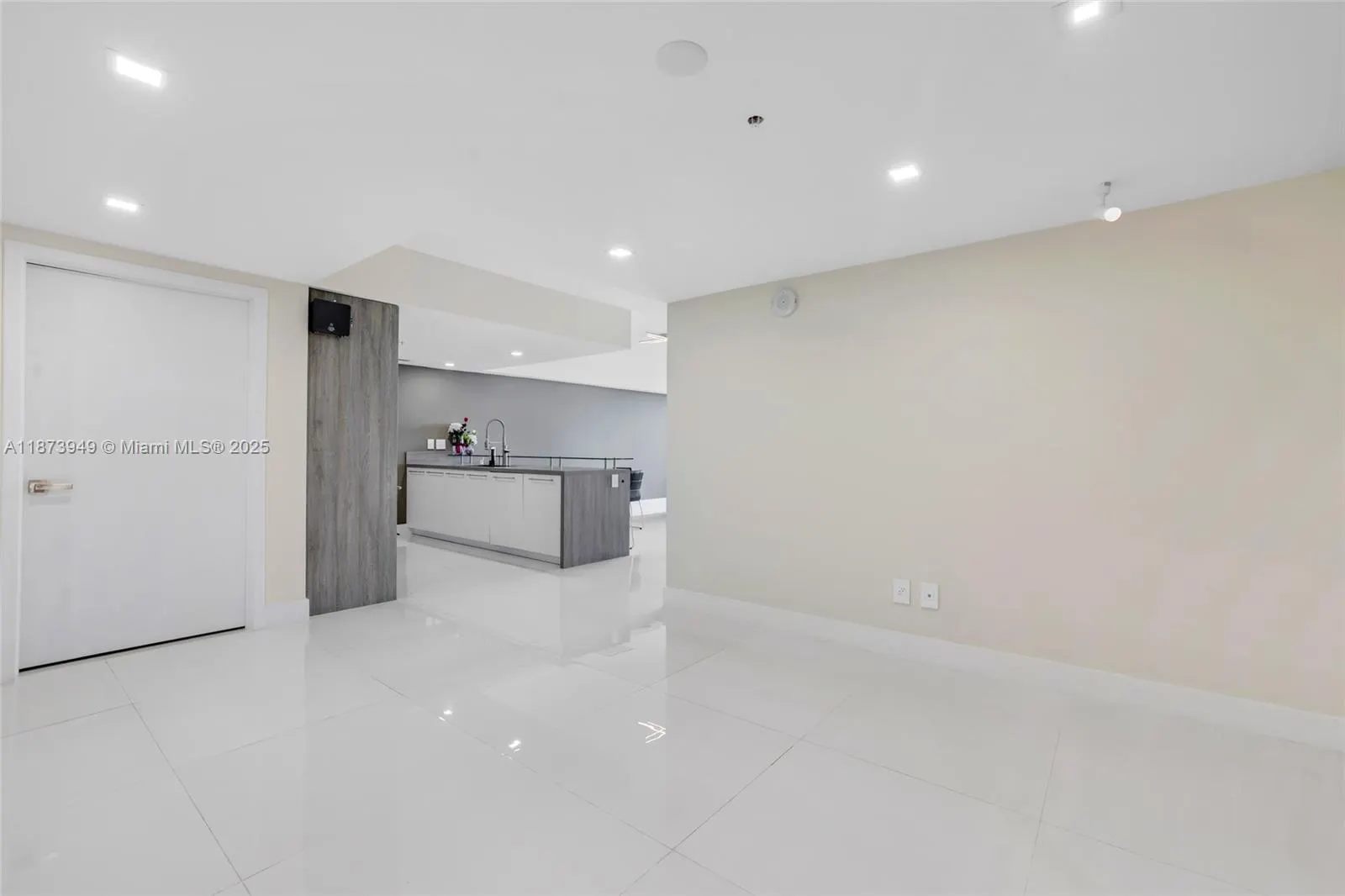 400 Sunny Isles Blvd, #1603