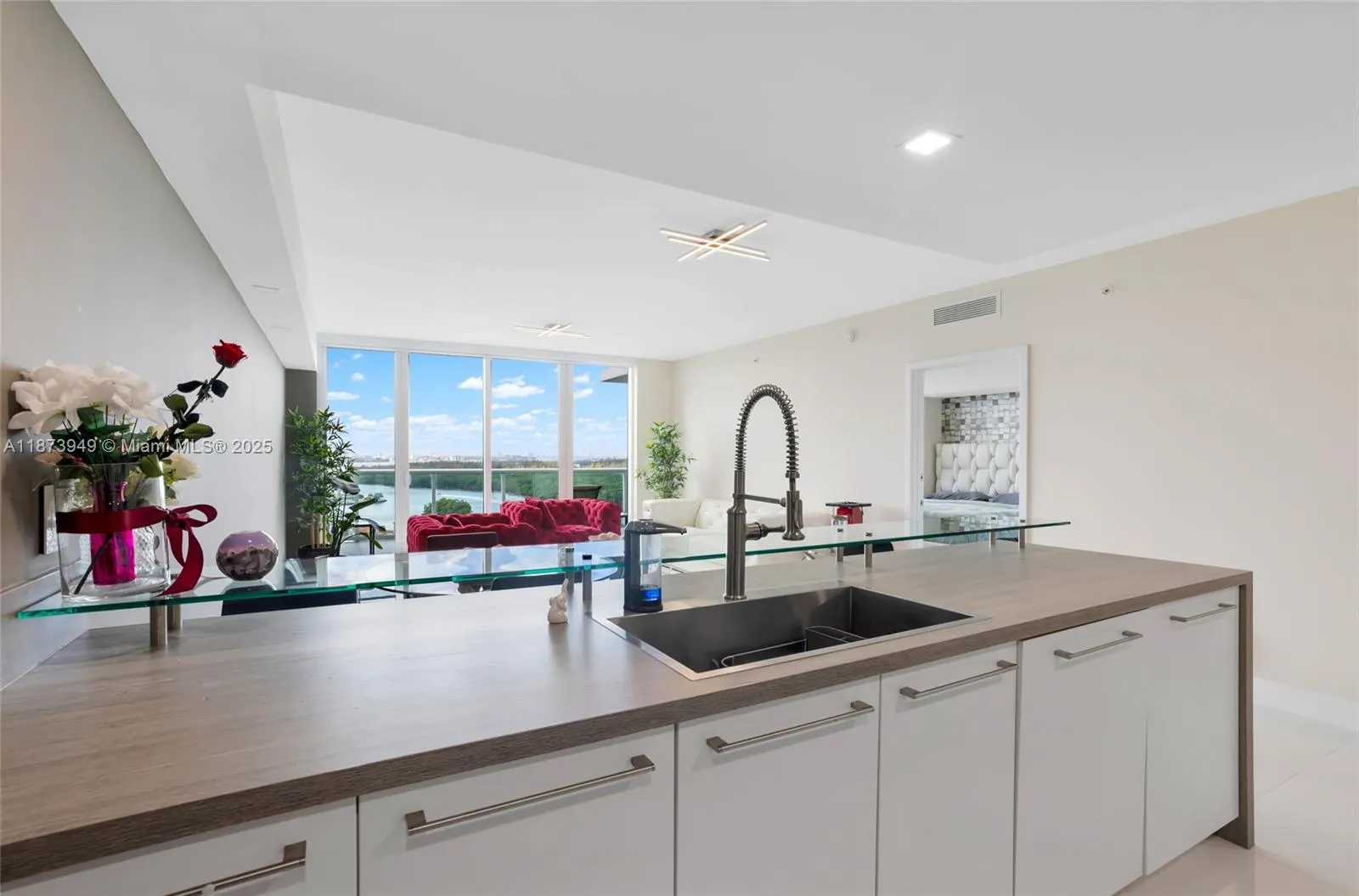 400 Sunny Isles Blvd, #1603
