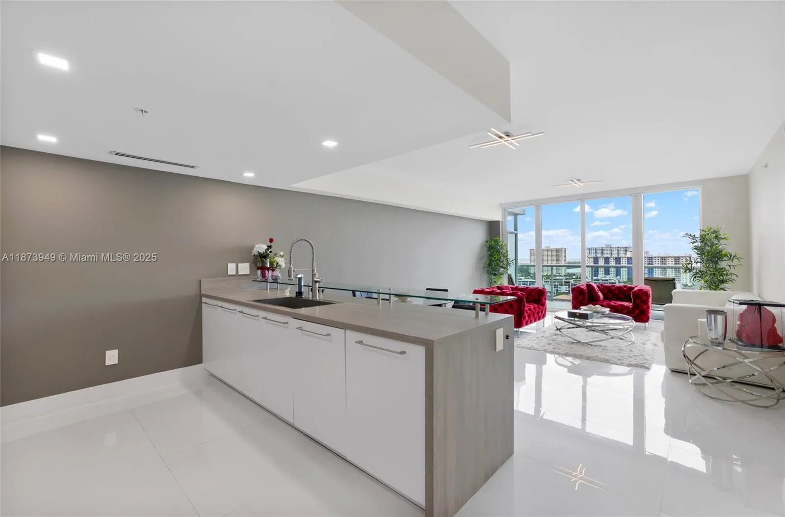 400 Sunny Isles Blvd, #1603