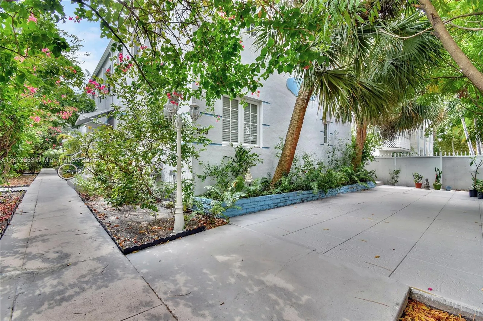 1619 Meridian Ave, #3