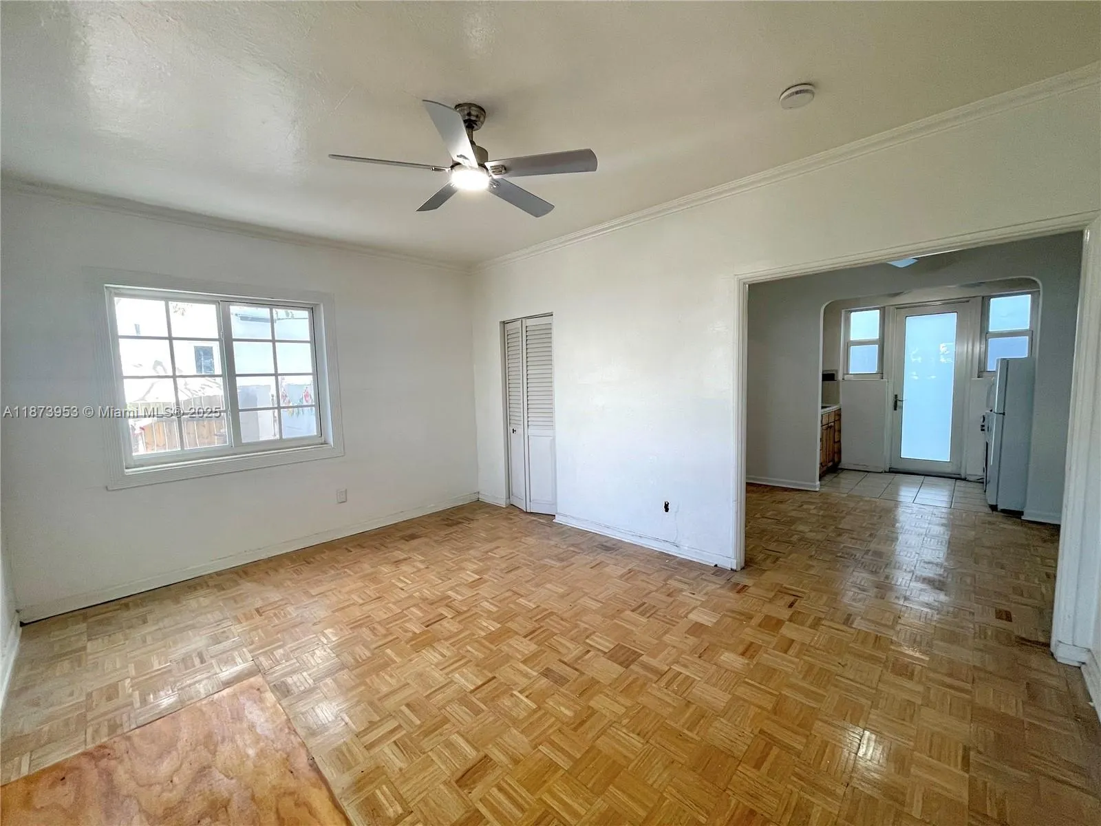 1619 Meridian Ave, #3