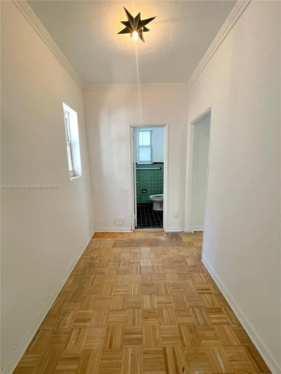 1619 Meridian Ave, #3