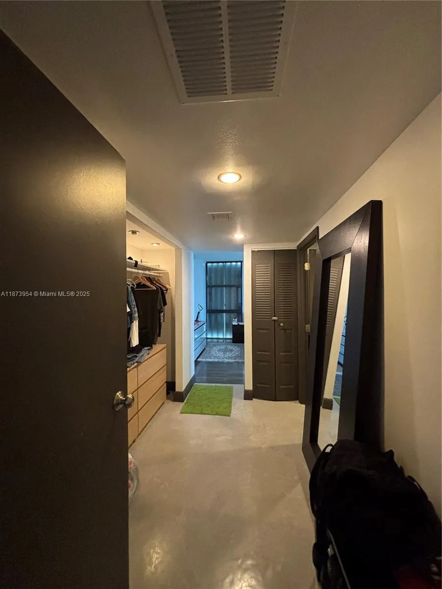 3675 N Country Club Dr, #2209
