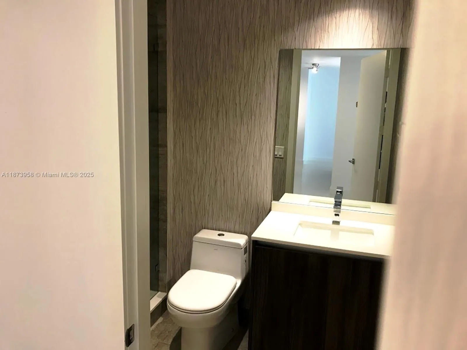 488 NE 18, #3609