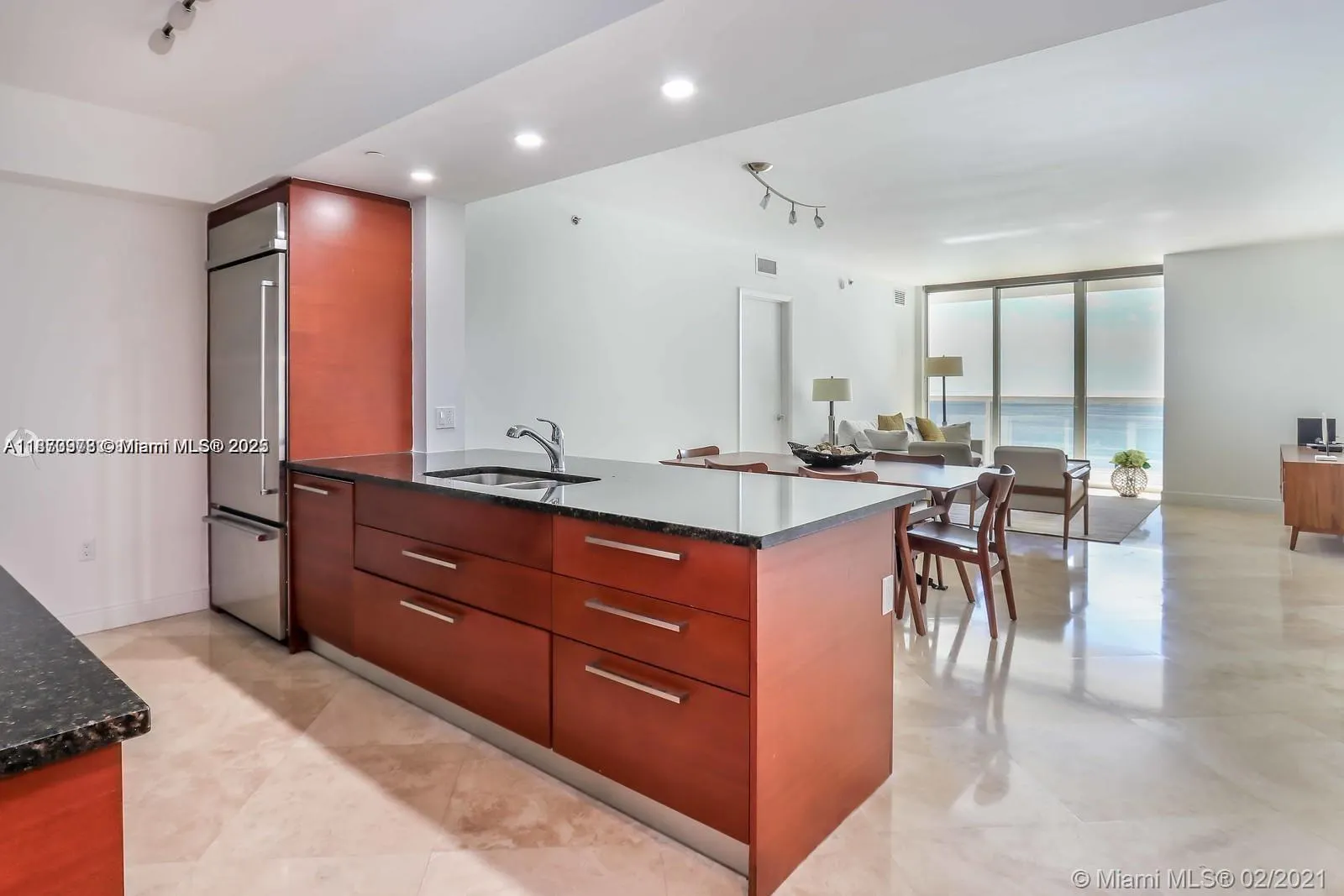 1830 S Ocean Dr, #3704