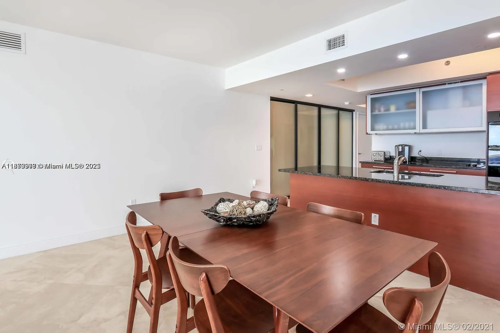 1830 S Ocean Dr, #3704