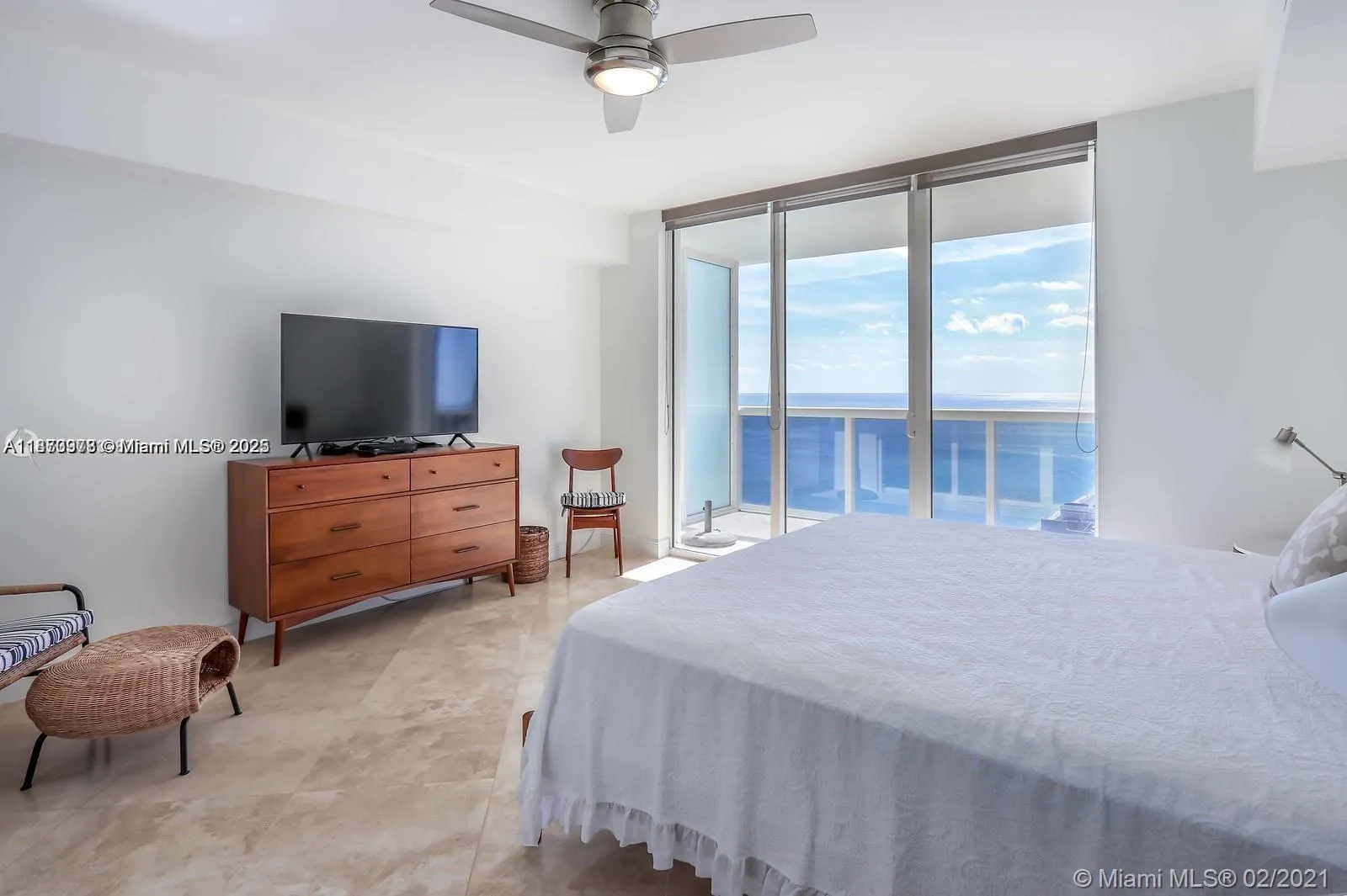 1830 S Ocean Dr, #3704