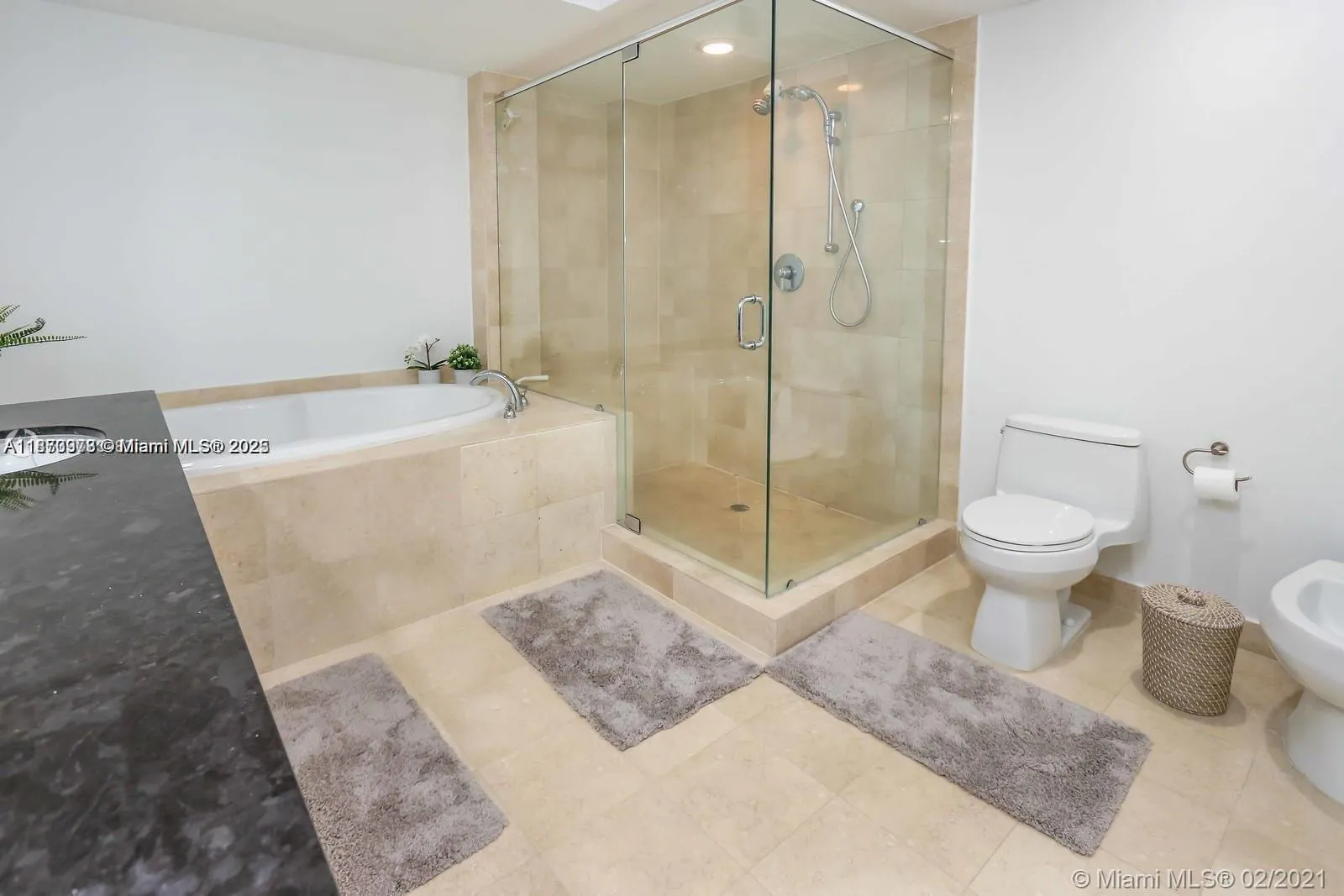 1830 S Ocean Dr, #3704