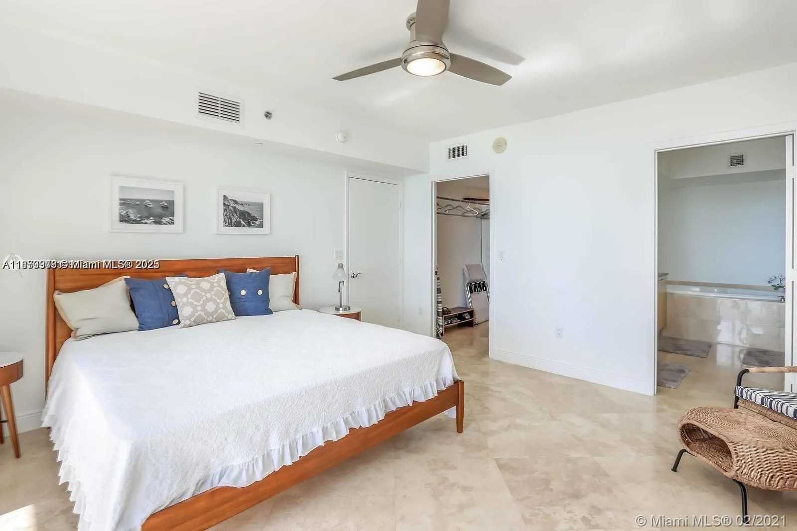1830 S Ocean Dr, #3704