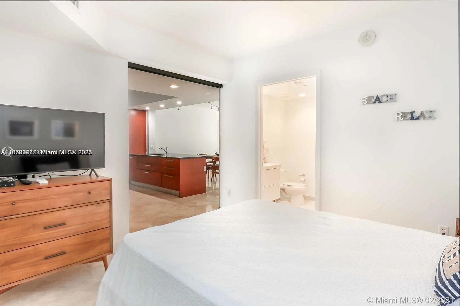 1830 S Ocean Dr, #3704