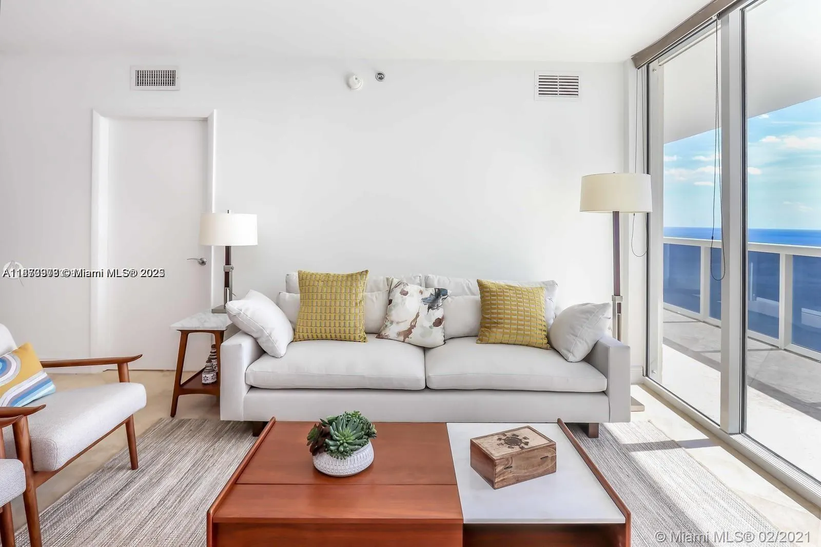 1830 S Ocean Dr, #3704