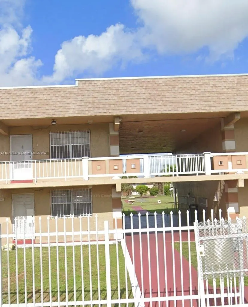301 NW 177th St, #227