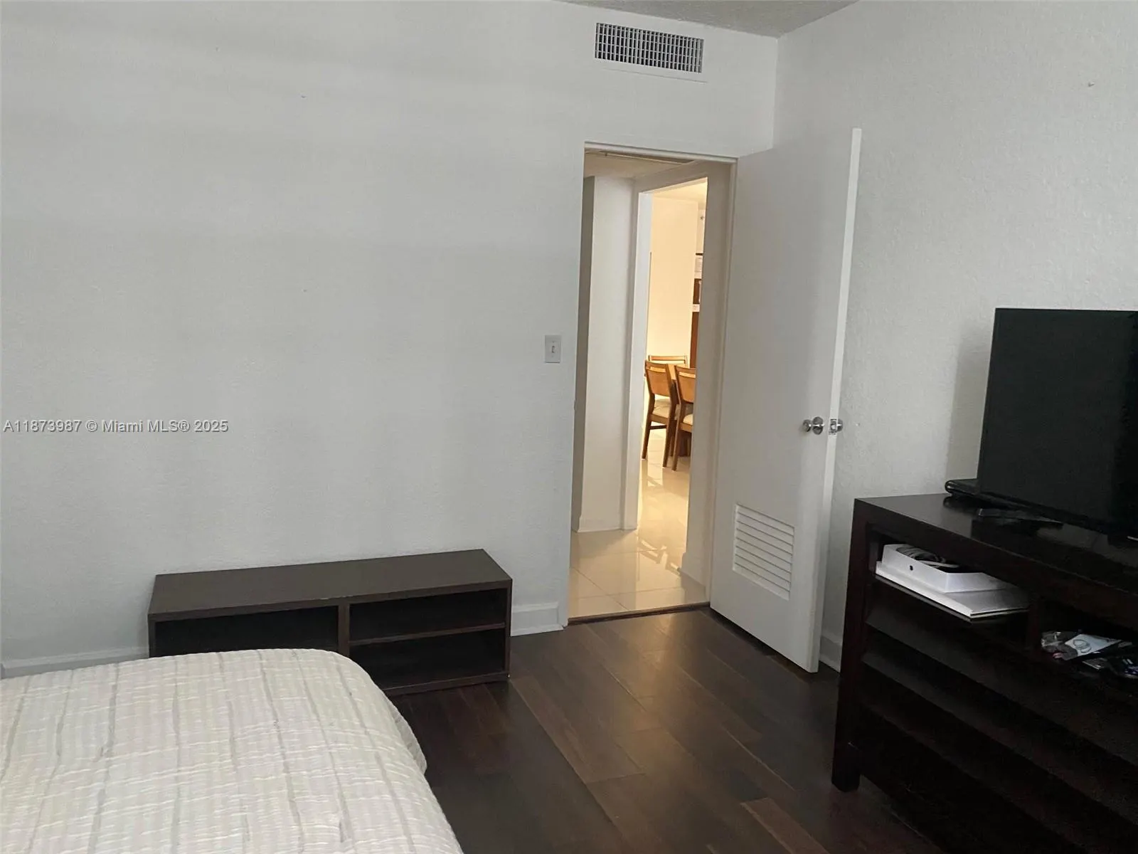 4001 S Ocean Dr, #14F