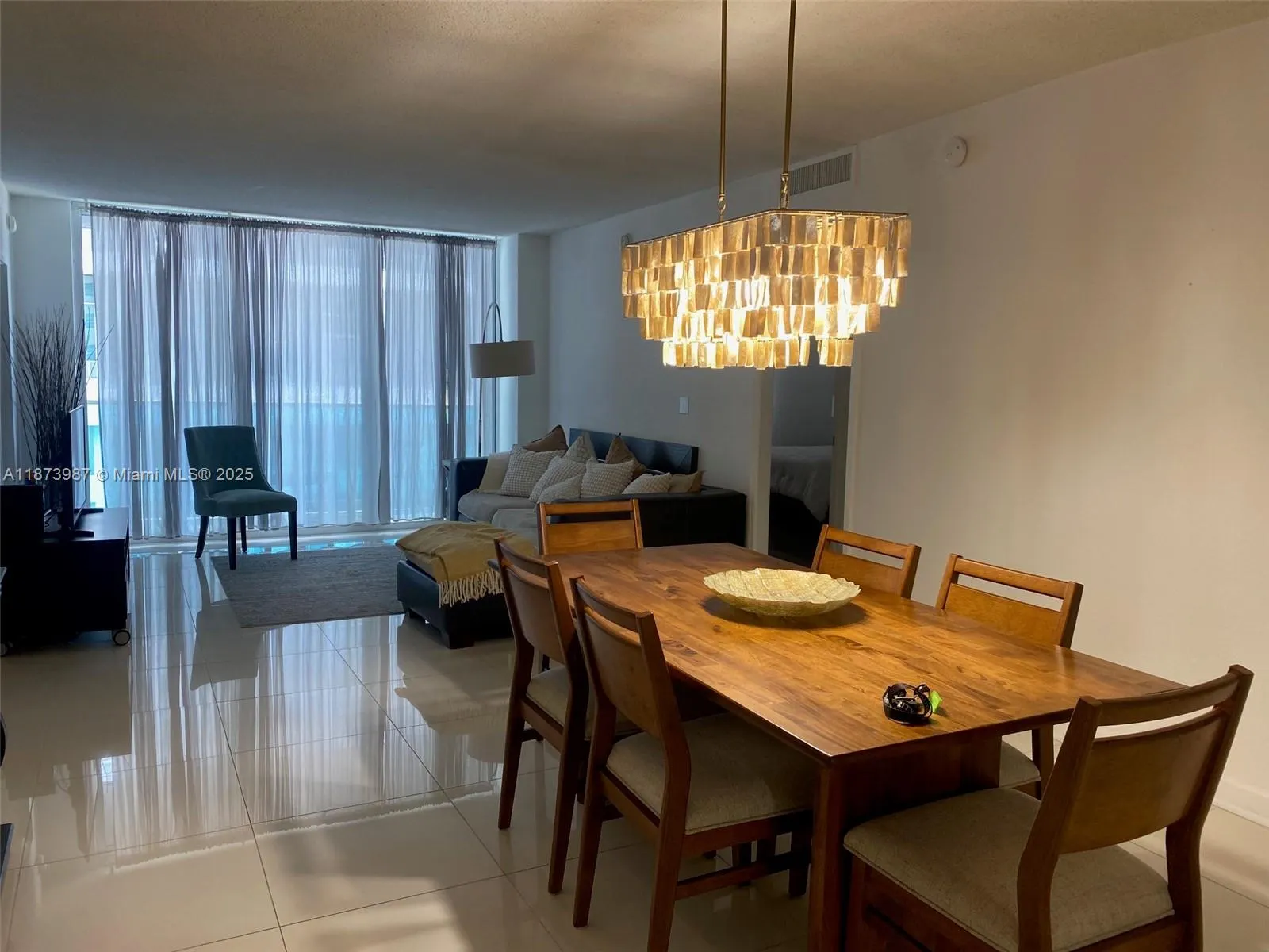 4001 S Ocean Dr, #14F