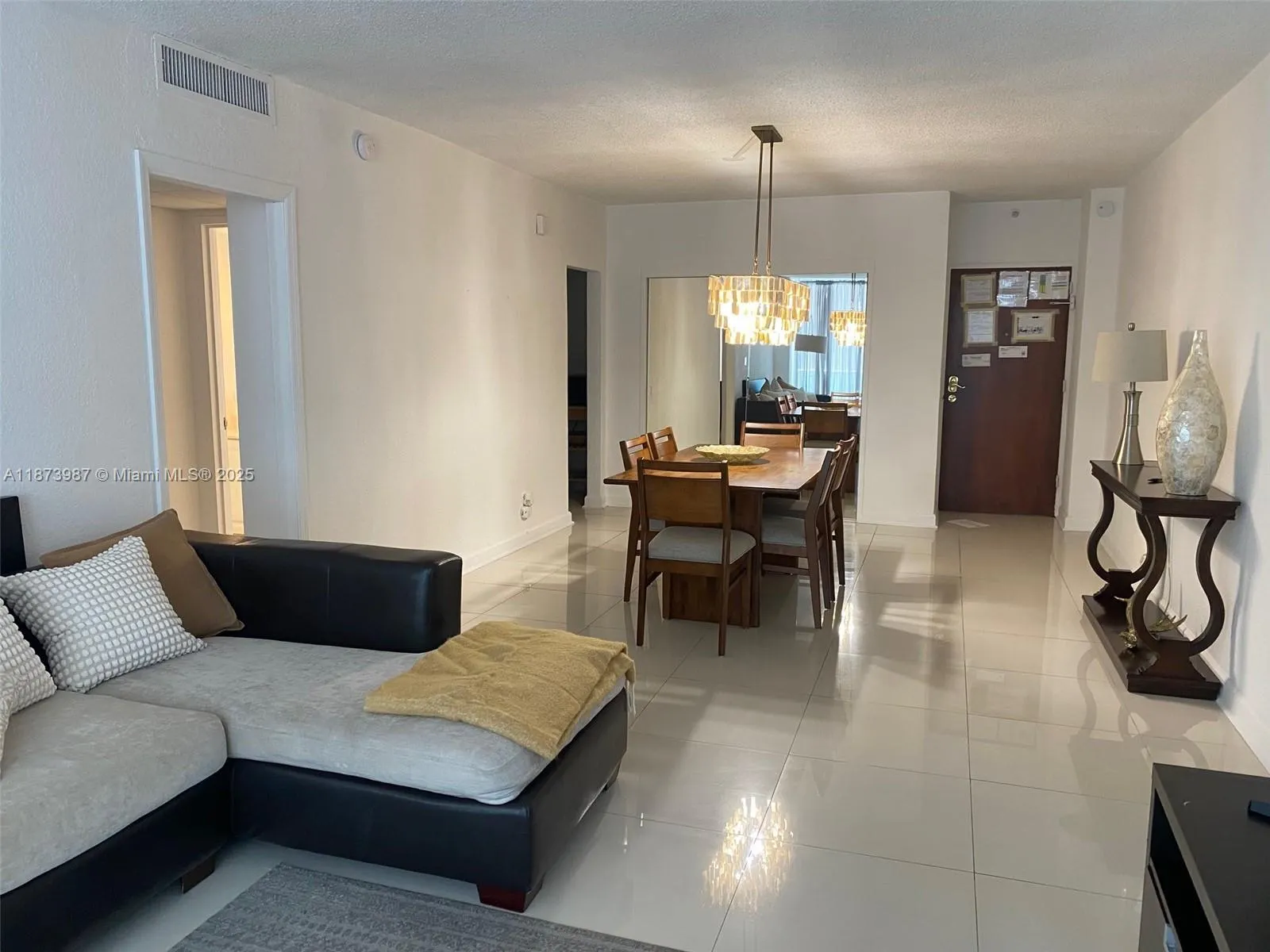 4001 S Ocean Dr, #14F
