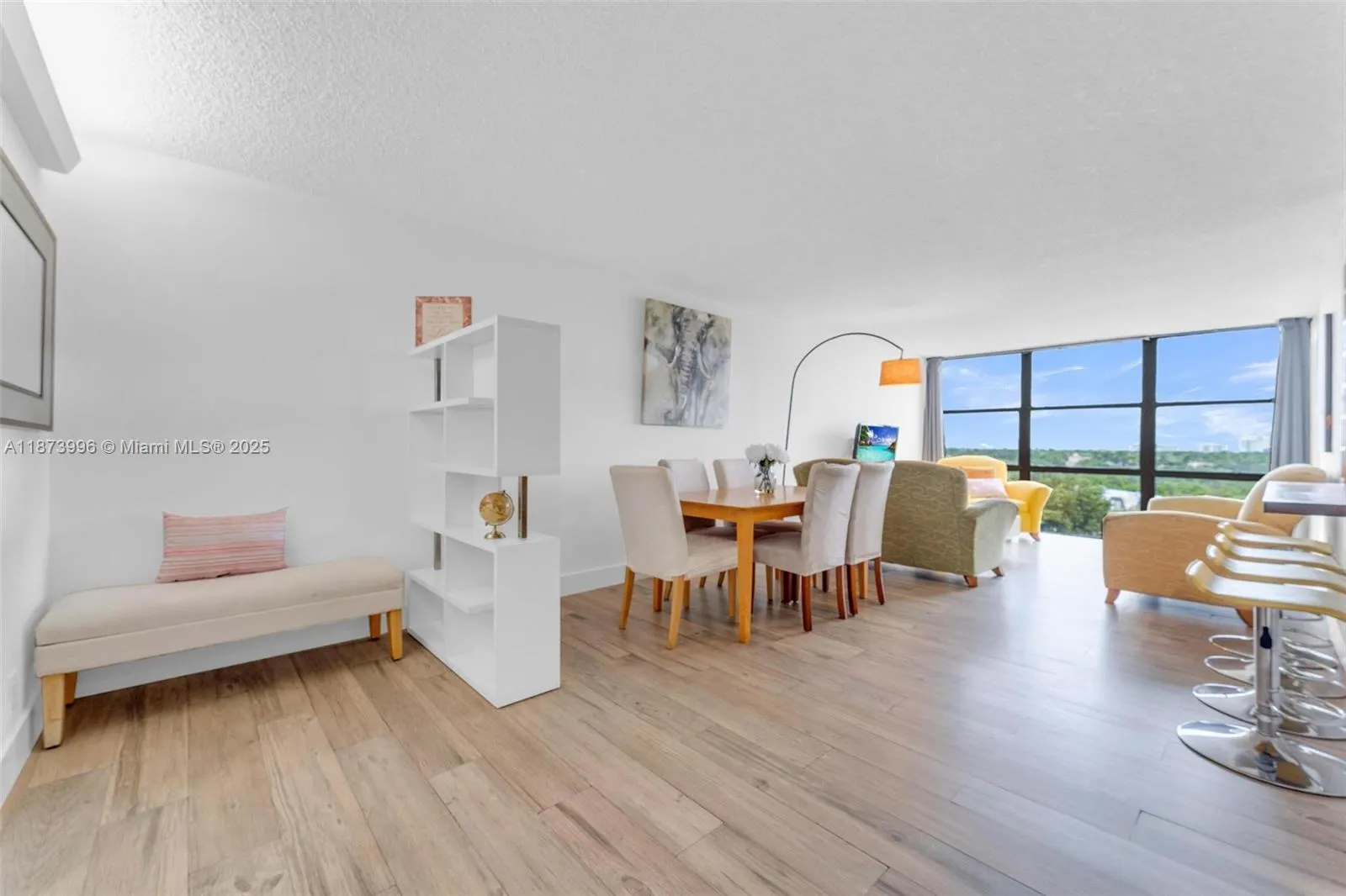 1000 Parkview Dr, #723