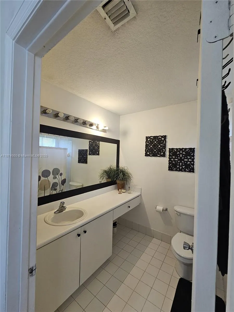 126 Hidden Ct Rd, #27-D