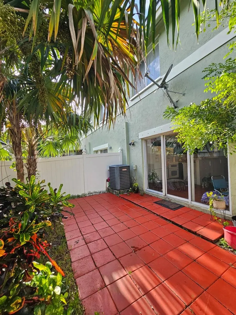 126 Hidden Ct Rd, #27-D
