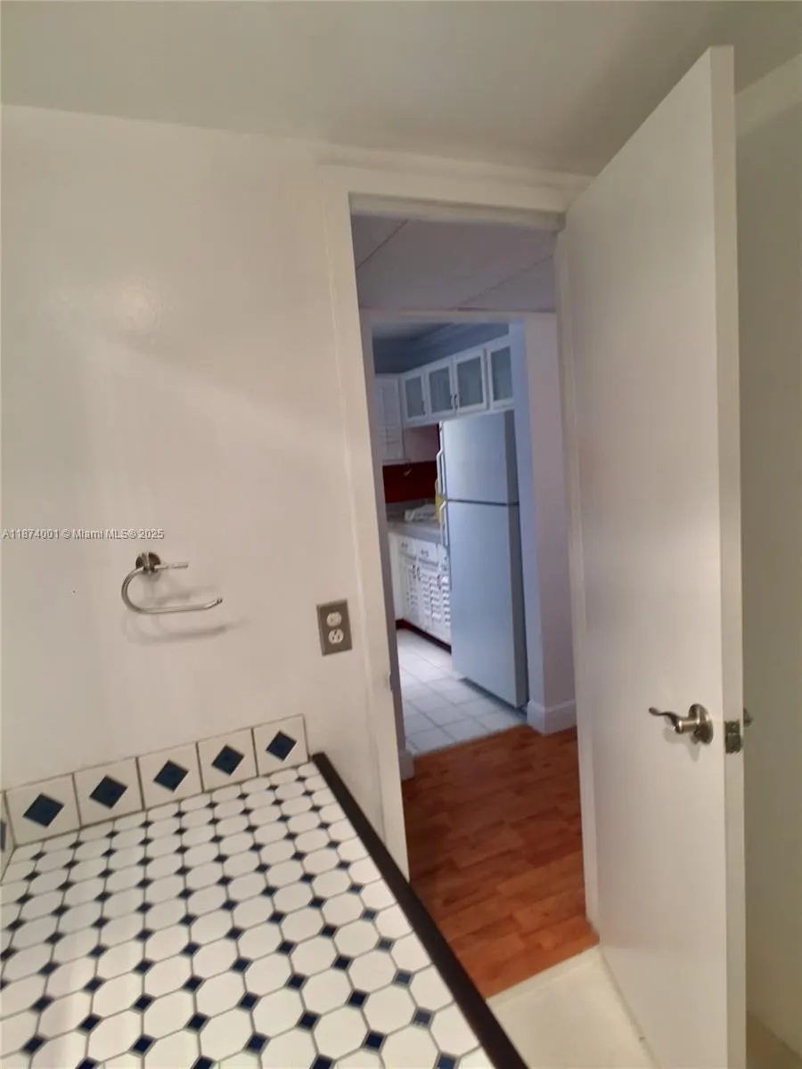 1025 Alton Rd, #507