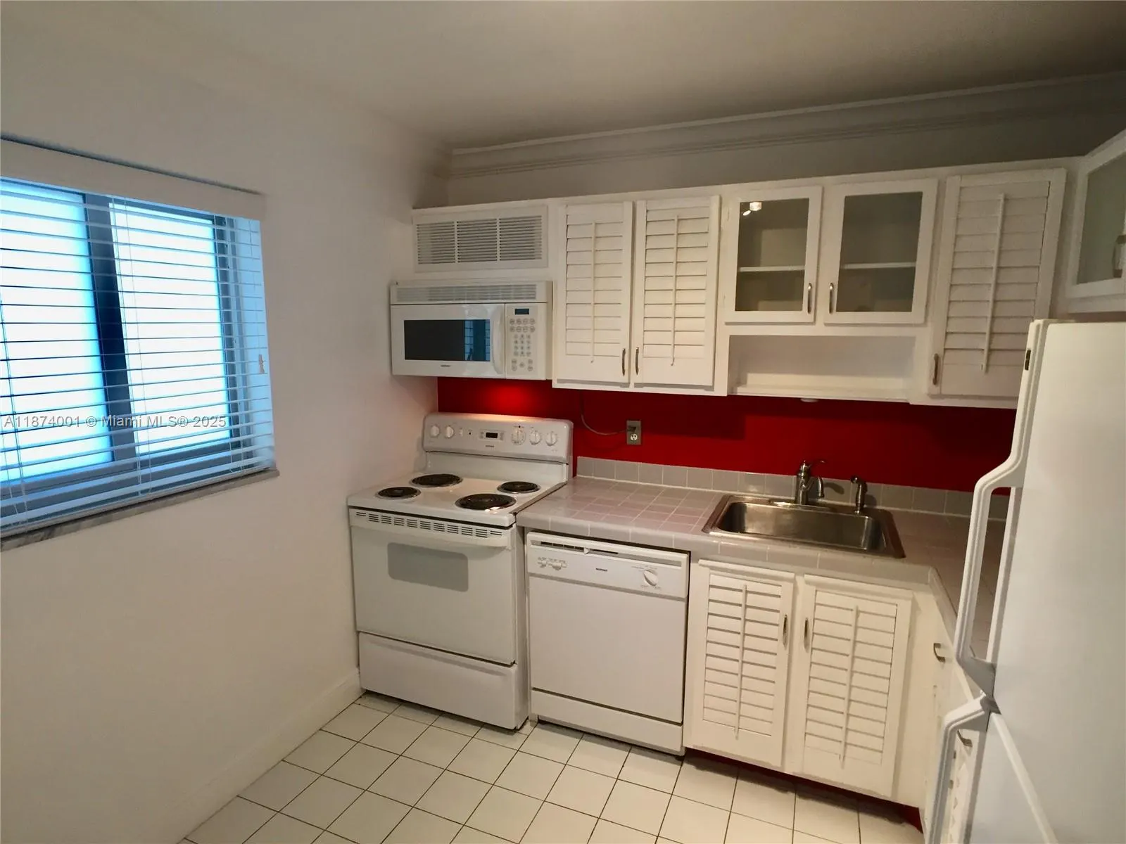 1025 Alton Rd, #507