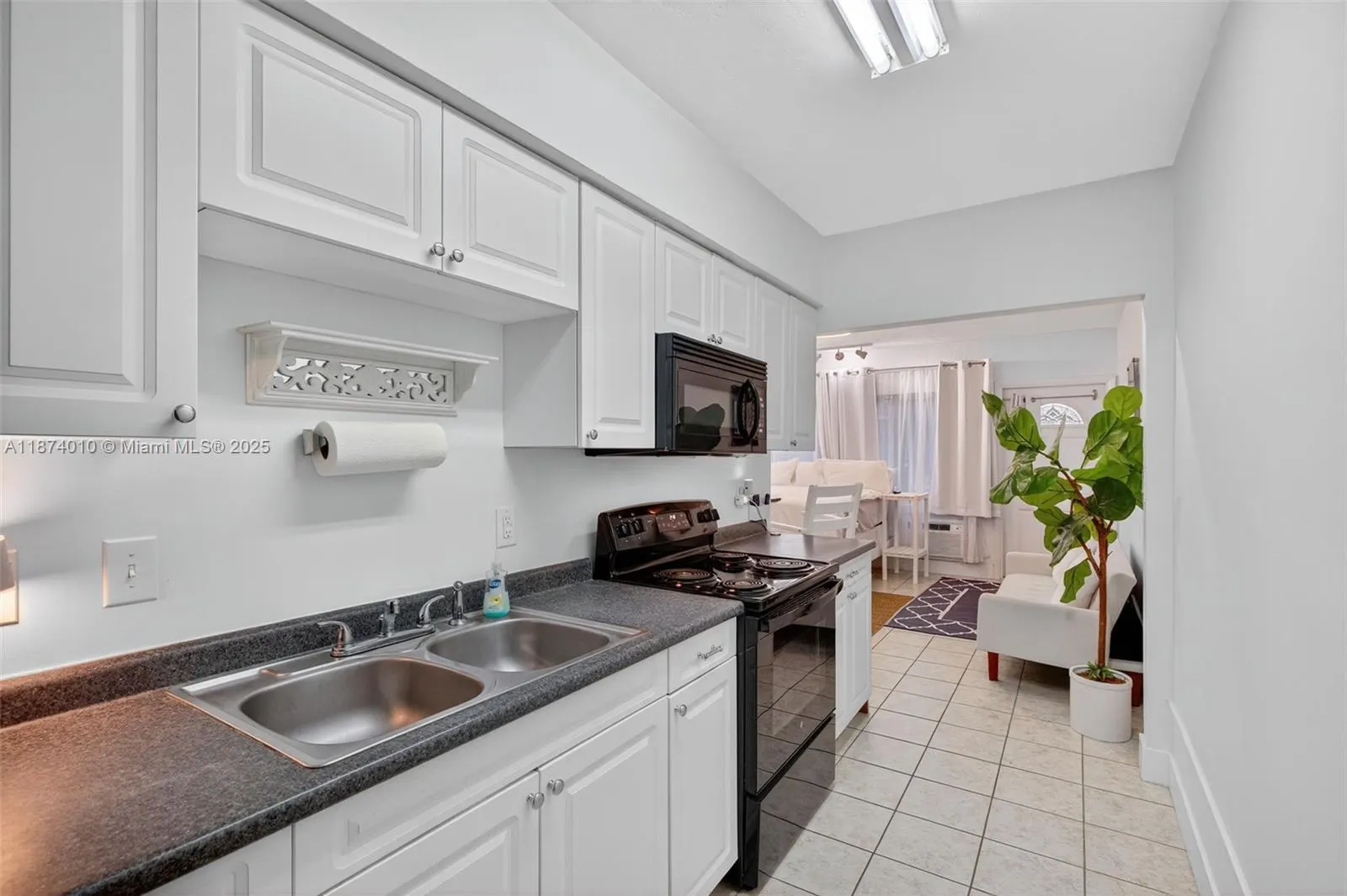820 N Ocean Blvd, #1