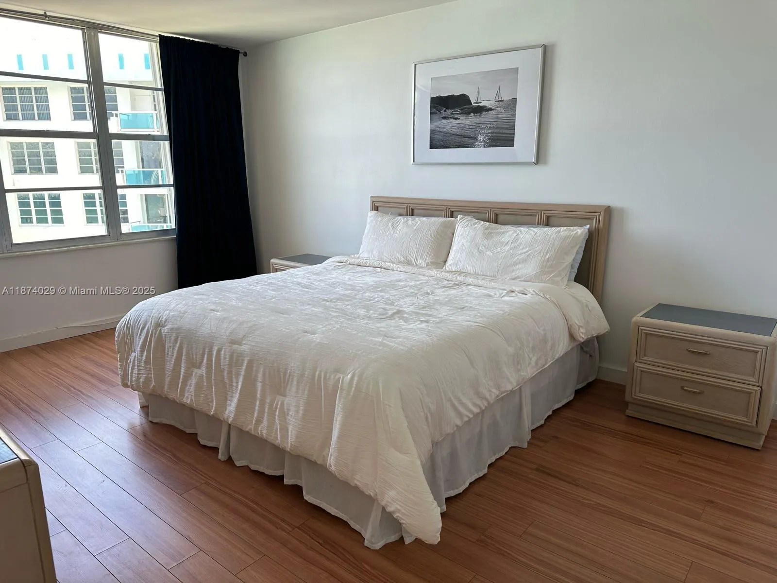 5151 Collins Ave, #1525