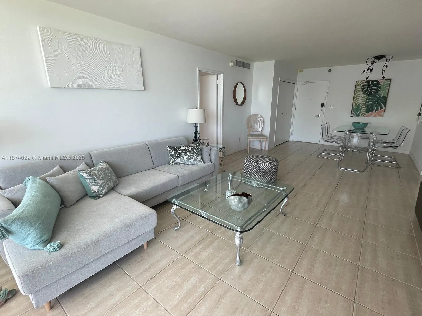 5151 Collins Ave, #1525