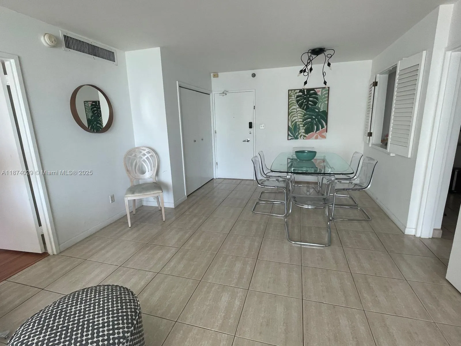 5151 Collins Ave, #1525
