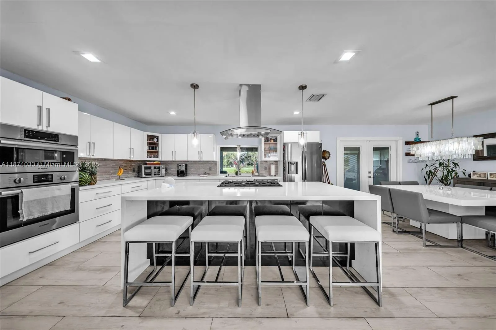 9480 E Palmetto Club Ln E