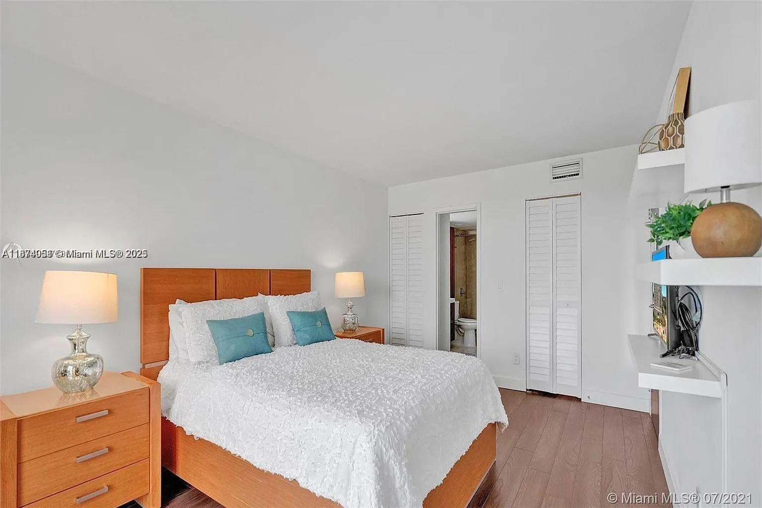 13499 Biscayne Blvd, #503