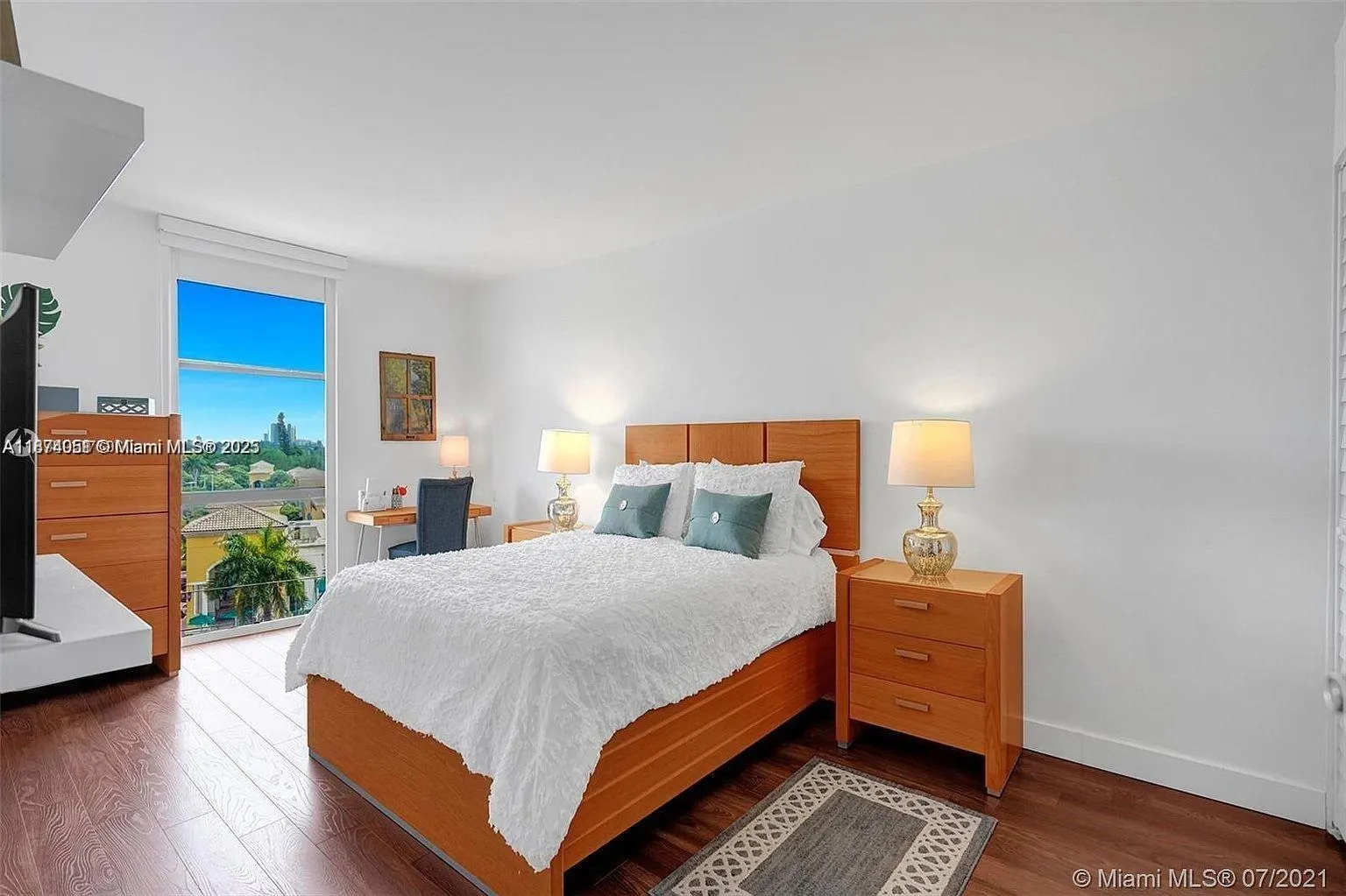 13499 Biscayne Blvd, #503