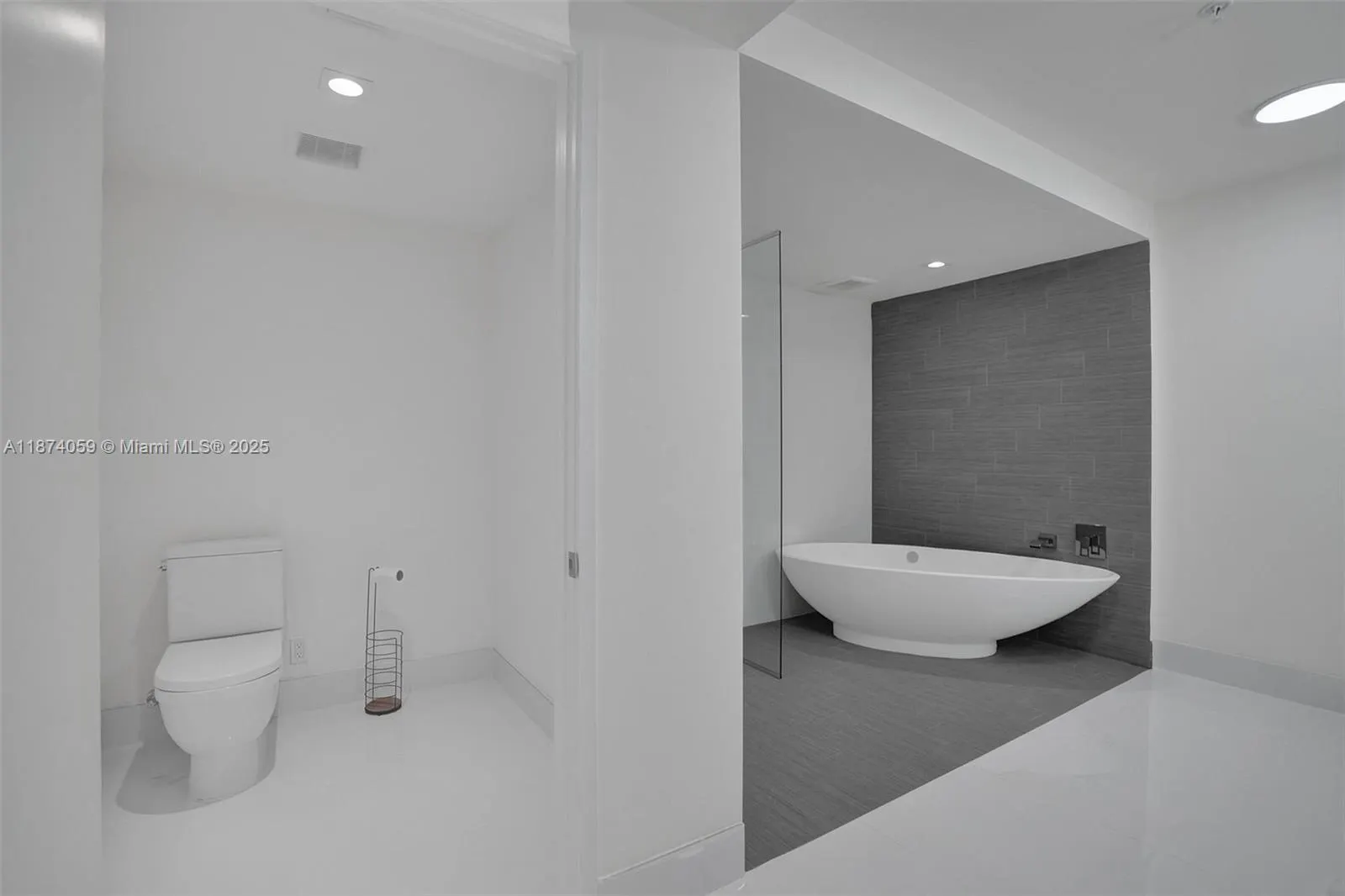 330 Sunny Isles Blvd, #5-805