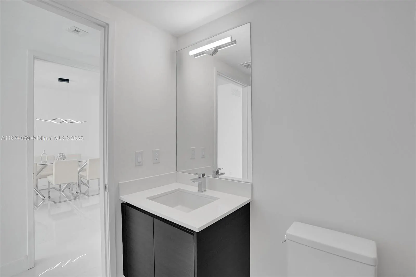 330 Sunny Isles Blvd, #5-805