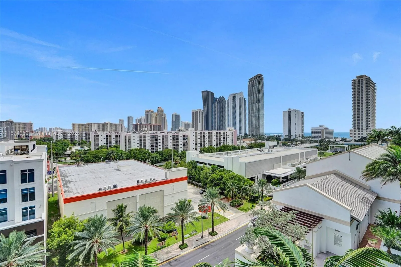 330 Sunny Isles Blvd, #5-805