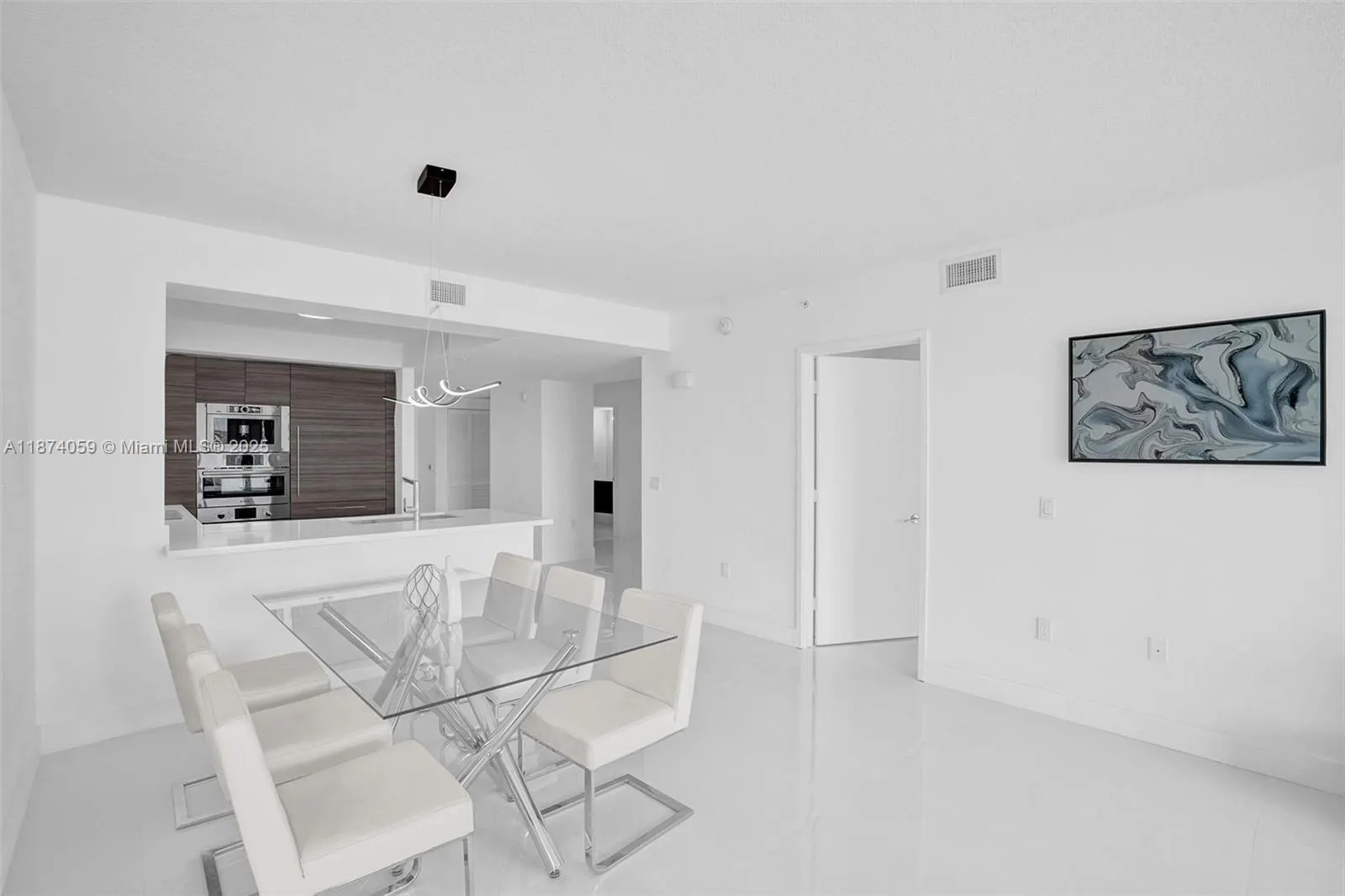 330 Sunny Isles Blvd, #5-805