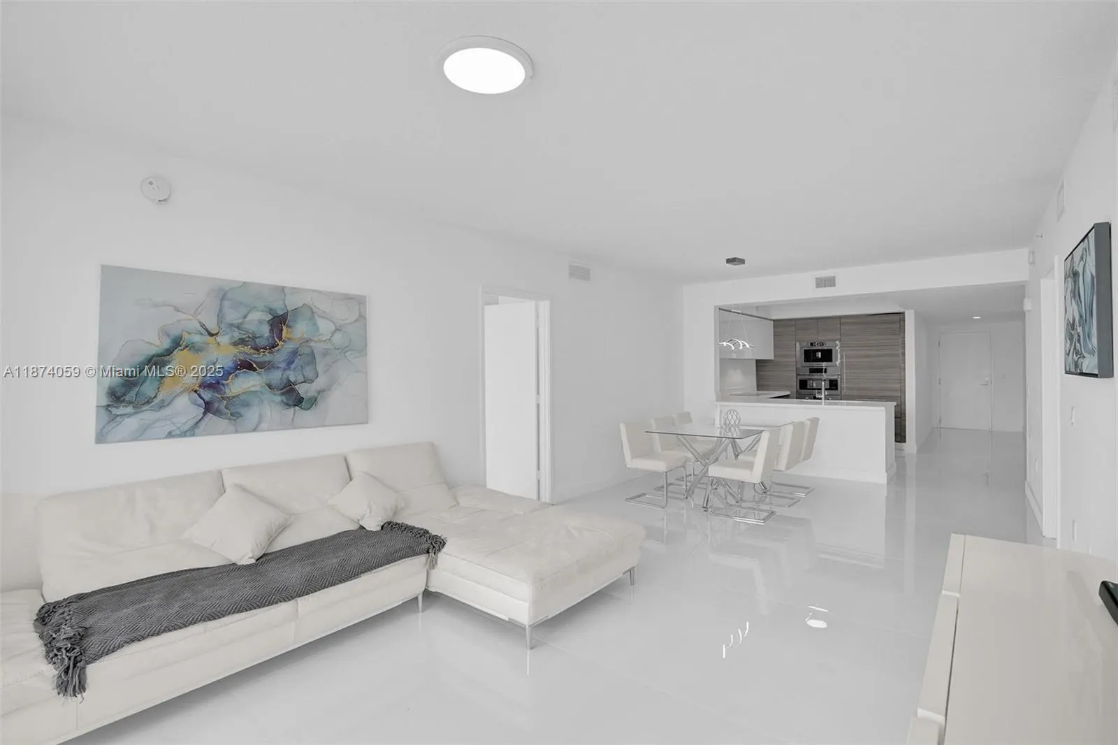 330 Sunny Isles Blvd, #5-805