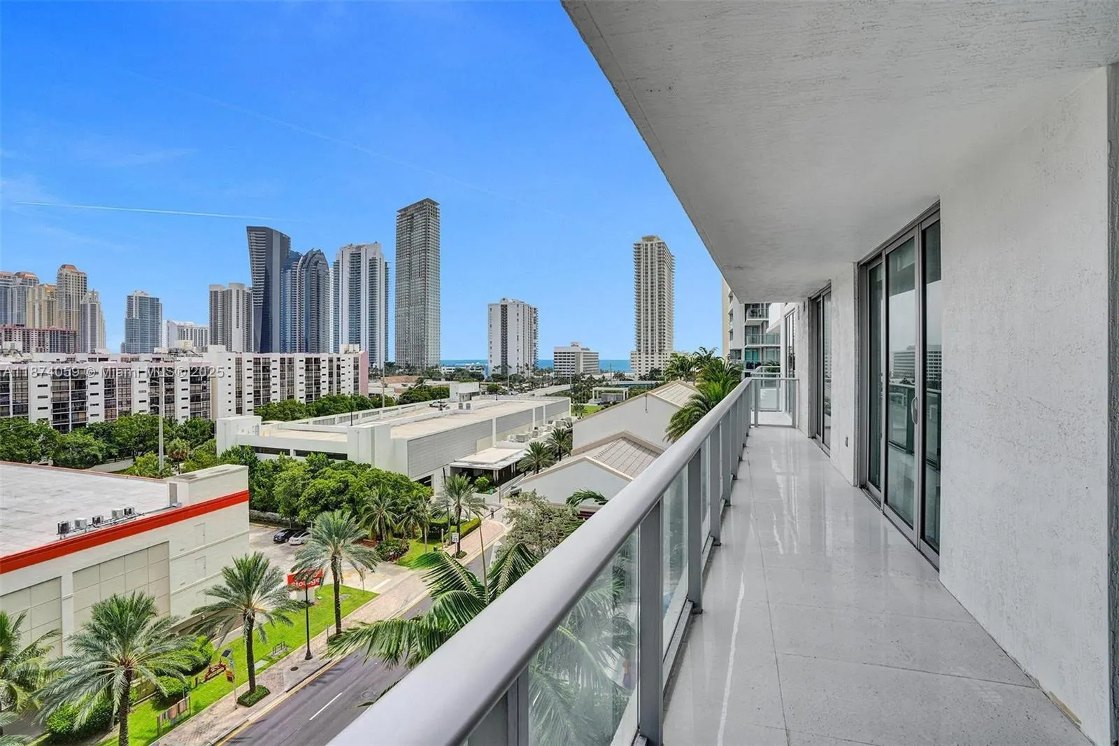 330 Sunny Isles Blvd, #5-805