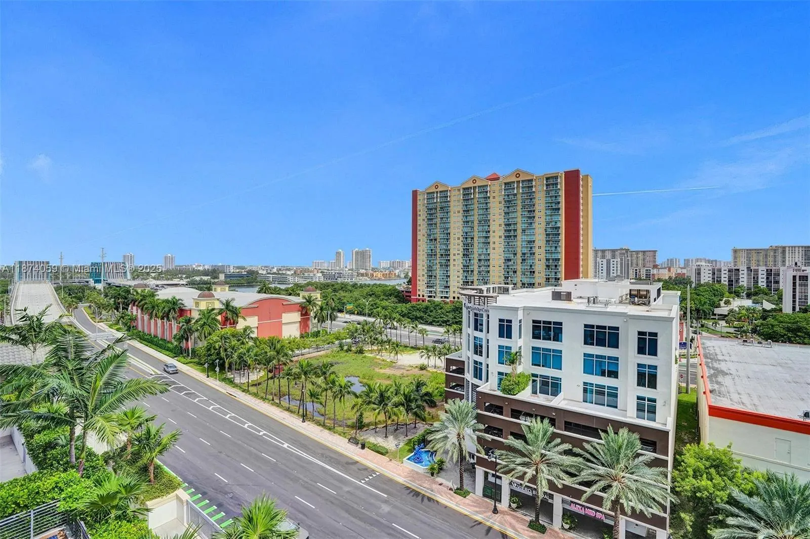 330 Sunny Isles Blvd, #5-805