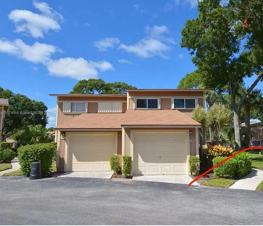 381 Maplecrest Cir