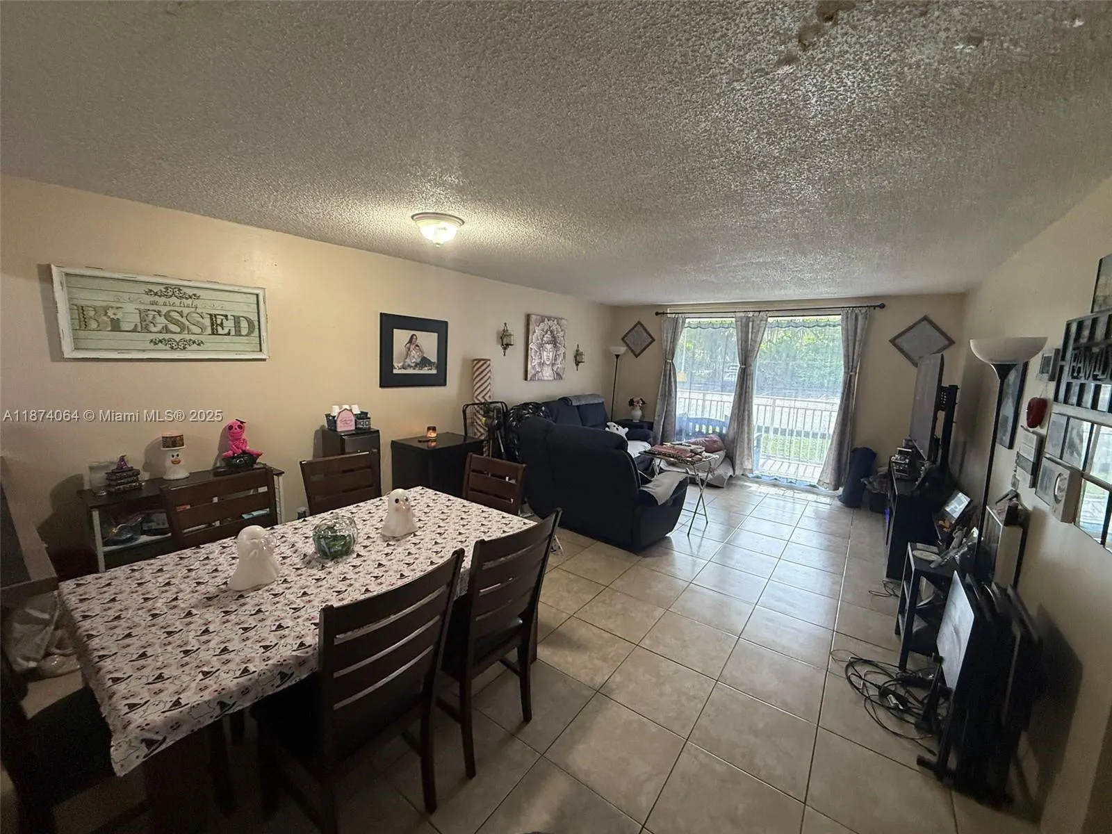 6940 Miami Gardens Dr, #1-122